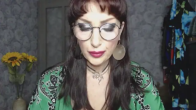 Aziza1 online show from June 12, 2026, 2:26 pm