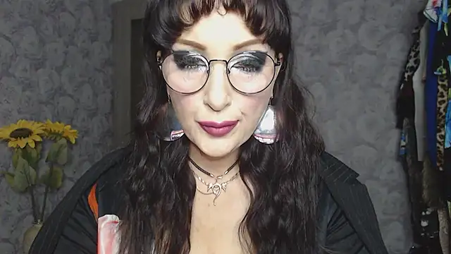 Aziza1 online show from September 19, 2025, 3:16 pm