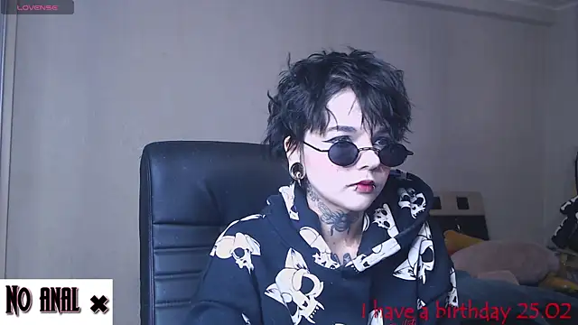 Dark  Elf online show from February 5, 2025, 10:11 pm