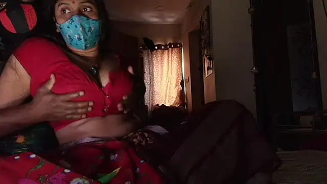 Elina Raj online show from November 27, 2025, 9:21 am