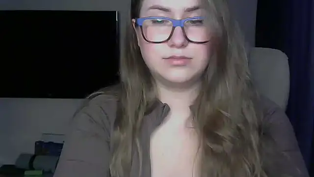 SeasonalSomeone online show from March 18, 2026, 10:18 am