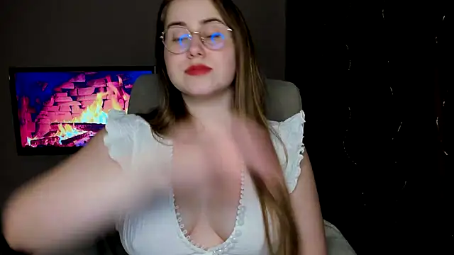 SeasonalSomeone online show from March 12, 2025, 8:20 pm