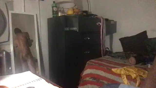 sashamate online show from October 19, 2025, 7:33 am