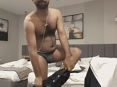 Snapshot of hotindianstud chatting on September 13, 2025, 1:22 pm hotindianstud online show from September 13, 2025, 1:22 pm