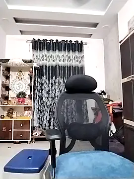 Snapshot of hotindianstud chatting on October 22, 2025, 12:26 pm hotindianstud online show from October 22, 2025, 12:26 pm