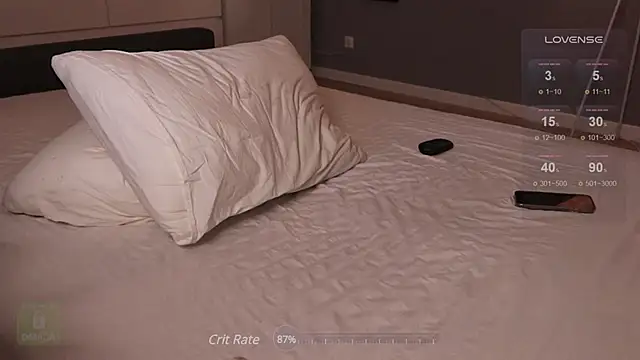 Hit-girl- online show from February 18, 2025, 9:31 pm