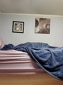 MaddyC6992 online show from March 1, 2025, 6:46 am