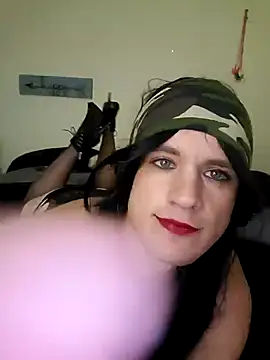 MaddyC6992 online show from January 10, 2025, 12:04 pm