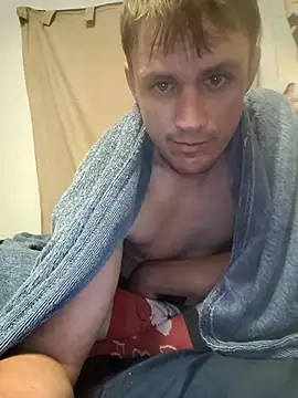 Snapshot of MaddyC6992 chatting on May 1, 2026, 8:52 am MaddyC6992 online show from May 1, 2026, 8:52 am