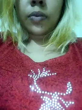 Nainagupta7890 online show from November 17, 2025, 4:44 pm