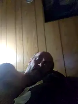 snickers1 online show from November 8, 2025, 6:06 am