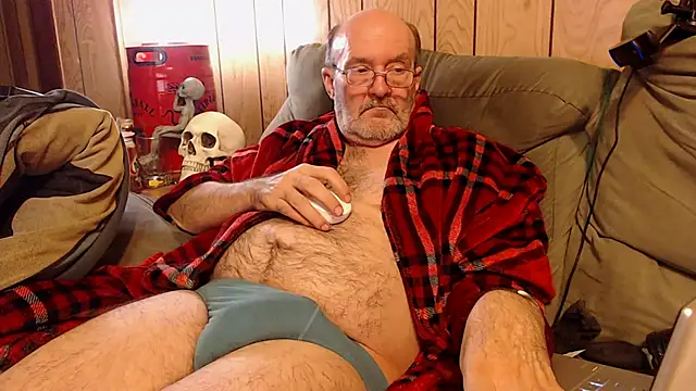 snickers1 online show from November 4, 2025, 2:59 am