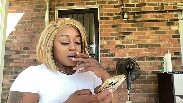 Creamesensation online show from October 13, 2025, 3:57 pm