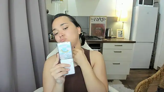 Tiffany Flynn online show from January 16, 2025, 2:41 am