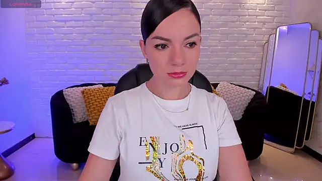 Snapshot of MorganHicks chatting on September 14, 2025, 5:46 pm MorganHicks online show from September 14, 2025, 5:46 pm