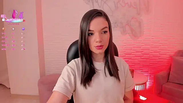 Snapshot of MorganHicks chatting on March 19, 2025, 7:17 pm MorganHicks online show from March 19, 2025, 7:17 pm