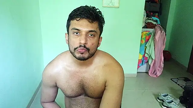 Snapshot of daringcutie chatting on July 13, 2026, 8:24 am daringcutie online show from July 13, 2026, 8:24 am
