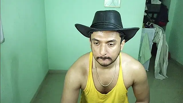 Snapshot of daringcutie chatting on January 6, 2026, 10:25 pm daringcutie online show from January 6, 2026, 10:25 pm