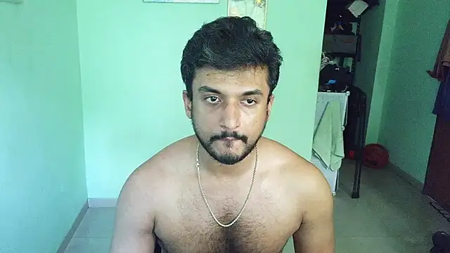 Snapshot of daringcutie chatting on June 18, 2026, 8:24 am daringcutie online show from June 18, 2026, 8:24 am