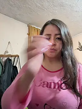 Snapshot of latinfemale chatting on February 15, 2026, 8:08 pm latinfemale online show from February 15, 2026, 8:08 pm