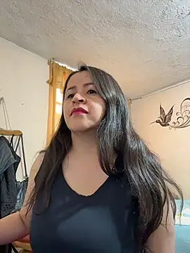 Snapshot of latinfemale chatting on February 17, 2026, 8:39 pm latinfemale online show from February 17, 2026, 8:39 pm