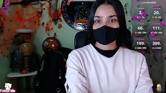 DestinyHills online show from October 17, 2025, 12:18 pm