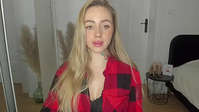 sexyCoralie online show from March 13, 2025, 8:54 pm