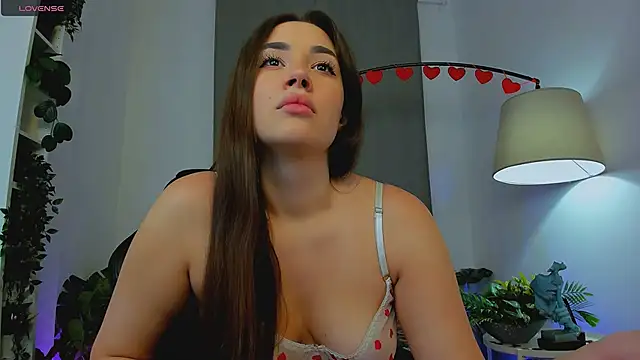 Snapshot of _Eva_Rose_ chatting on February 12, 2025, 1:37 pm Eva Rose online show from February 12, 2025, 1:37 pm