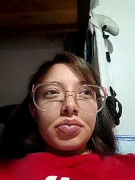 Snapshot of linda-schmidt chatting on February 5, 2026, 3:13 am linda-schmidt online show from February 5, 2026, 3:13 am