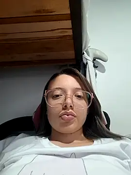 Snapshot of linda-schmidt chatting on March 1, 2026, 8:53 pm linda-schmidt online show from March 1, 2026, 8:53 pm