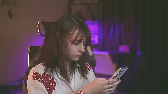 alyssa sweet online show from February 5, 2026, 1:45 am