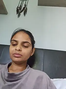 DirtySnowball69 online show from May 20, 2026, 7:38 am