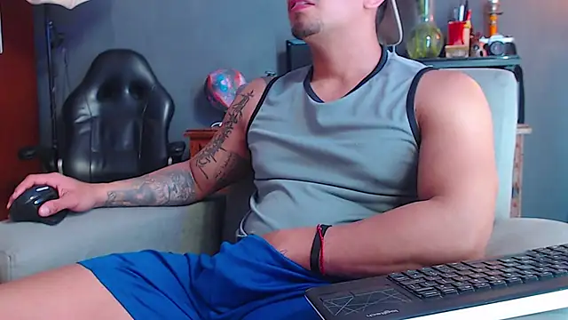 Snapshot of geirge_teacherxx chatting on November 21, 2025, 4:28 pm geirge teacherxx online show from November 21, 2025, 4:28 pm