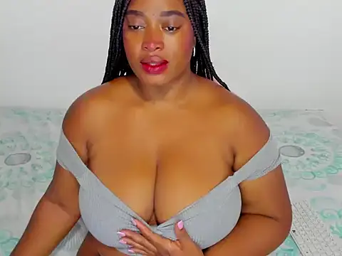 Snapshot of NinaGrey_ chatting on February 25, 2026, 11:15 pm NinaGrey online show from February 25, 2026, 11:15 pm