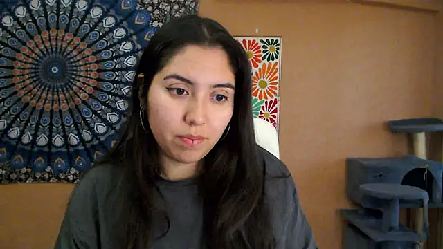 IntimateTales online show from November 19, 2025, 10:59 am