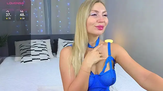 ste1la online show from November 23, 2025, 6:45 am