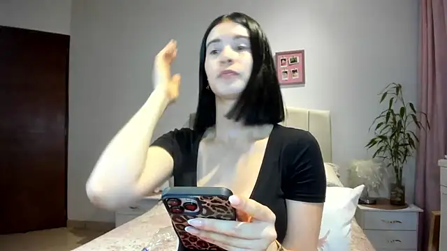 macarena vallejo online show from May 26, 2026, 12:53 am