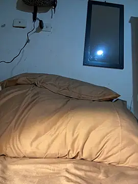 Snapshot of deepthroatlatina chatting on December 3, 2024, 7:06 pm deepthroatlatina online show from December 3, 2024, 7:06 pm