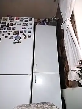 DanielOhCool online show from March 26, 2026, 4:33 am