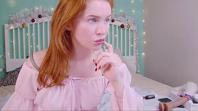 Snapshot of GingerArin chatting on January 26, 2025, 5:02 pm GingerArin online show from January 26, 2025, 5:02 pm