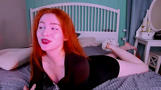 Snapshot of GingerArin chatting on October 26, 2025, 11:43 am GingerArin online show from October 26, 2025, 11:43 am