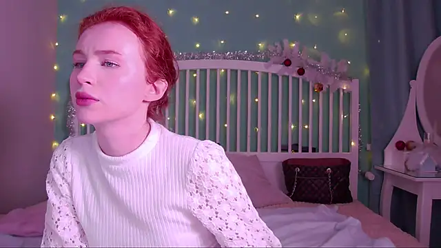 Snapshot of GingerArin chatting on January 29, 2025, 12:24 pm GingerArin online show from January 29, 2025, 12:24 pm