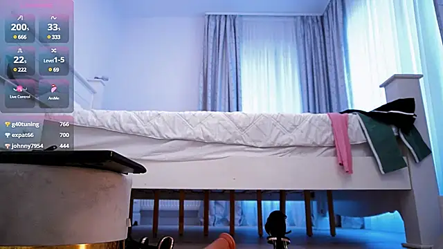 aariana0 online show from March 16, 2025, 12:44 pm