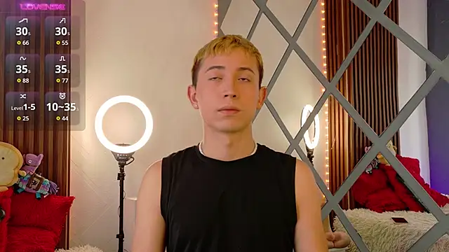 Chris Bennett online show from November 6, 2025, 1:26 pm