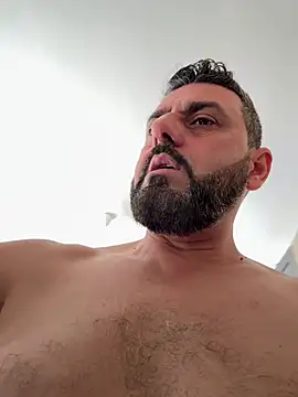 ChiIul11 online show from April 4, 2026, 10:00 am