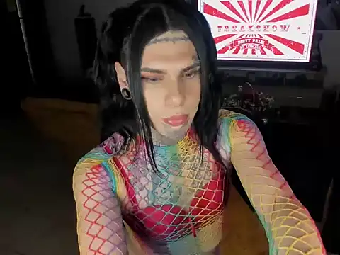 herreraisa official online show from March 5, 2026, 4:20 am