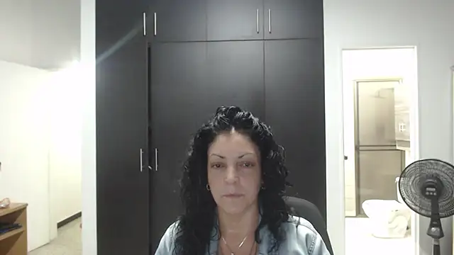 mijal queen online show from March 12, 2025, 2:41 am