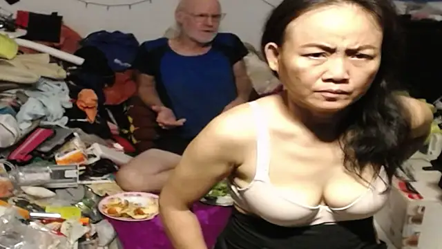 1CuteAndSexy69 online show from February 1, 2026, 3:54 pm