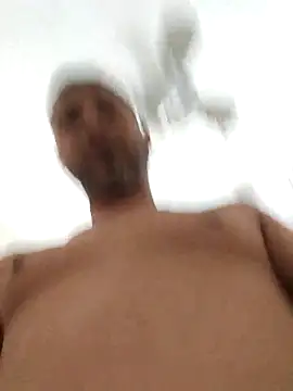 Snapshot of tropikboy chatting on January 18, 2026, 2:09 pm tropikboy online show from January 18, 2026, 2:09 pm