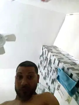 Snapshot of tropikboy chatting on February 11, 2026, 7:58 pm tropikboy online show from February 11, 2026, 7:58 pm